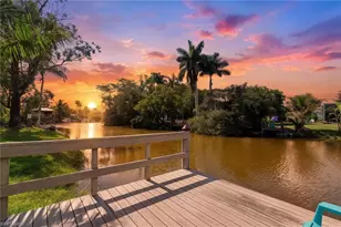 61 Constitution Dr, Naples, FL 34112 - Photo 7