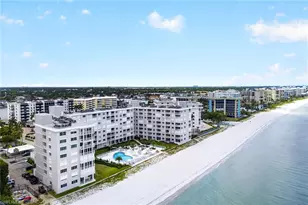 3443 Gulf Shore Blvd N, Naples, FL 34103 - Photo 13