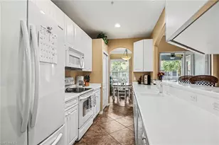 1230 Sweetwater Ln, Naples, FL 34110 - Photo 11