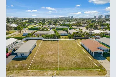 686 97th Ave N, Naples, FL 34108 - Photo 21