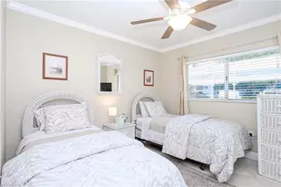 201 Quail Forest Blvd, Naples, FL 34105 - Photo 13