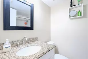 201 Quail Forest Blvd, Naples, FL 34105 - Photo 11