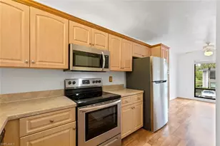 1208 Commonwealth Cir, Naples, FL 34116 - Photo 13