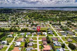 601 SE 23rd Ave, Cape Coral, FL 33990 - Photo 35