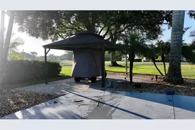 10030 Parkwood Dr, Fort Myers, FL 33905 - Photo 11