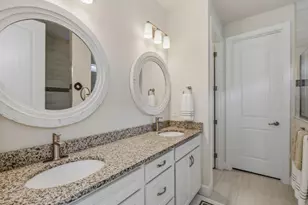 4010 E Hampton Cir, Alva, FL 33920 - Photo 15