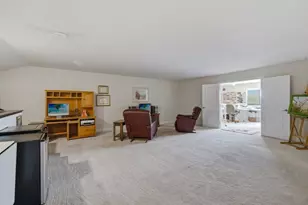 4010 E Hampton Cir, Alva, FL 33920 - Photo 21