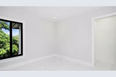 9002-9002 Somerset (Unit 2) Ln #9002, Bonita Springs, FL 34135 - Photo 9