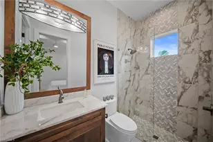 11441 Canal Grande Dr, Fort Myers, FL 33913 - Photo 23