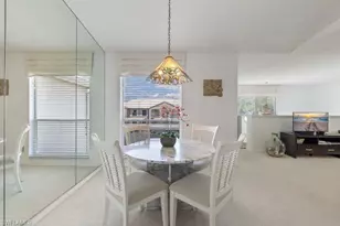 815 Gulf Pavilion Dr, Naples, FL 34108 - Photo 7