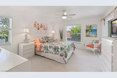 815 Gulf Pavilion Dr #201, Naples, FL 34108 - Photo 13