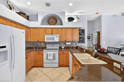 9550 Cedar Creek Dr, Bonita Springs, FL 34135 - Photo 7