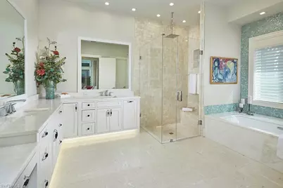 803 Shadow Lake Ln, Naples, FL 34108 - Photo 13