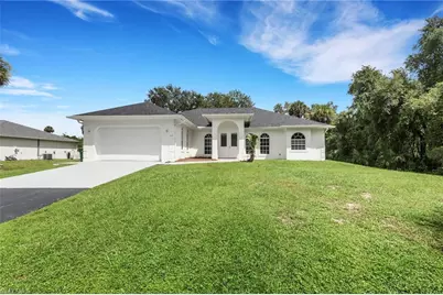 3665 24th Ave SE, Naples, FL 34117 - Photo 3