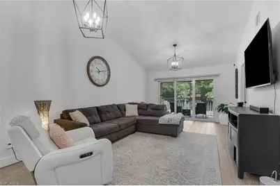 241 Robin Hood Cir #202, Naples, FL 34104 - Photo 11