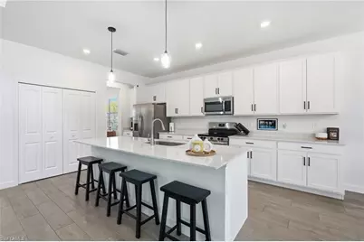 10816 Sequoia Woods Loop, Fort Myers, FL 33913 - Photo 11