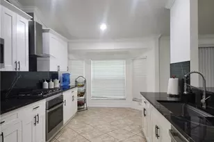 111 2nd St SE, Naples, FL 34117 - Photo 5