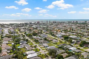545 102nd Ave N, Naples, FL 34108 - Photo 3