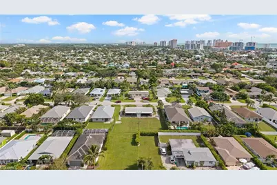 545 102nd Ave N, Naples, FL 34108 - Photo 21