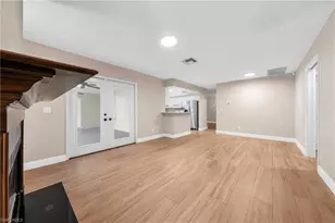 4160 5th Ave SW, Naples, FL 34119 - Photo 17