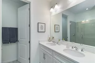 13021 Pembroke Dr, Naples, FL 34105 - Photo 19