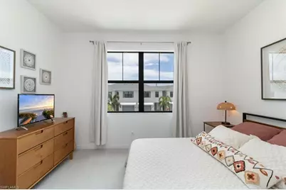 13021 Pembroke Dr, Naples, FL 34105 - Photo 19