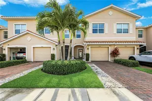 2736 Blossom Wy, Naples, FL 34120 - Photo 1