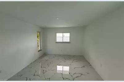 111 E North Shore Ave, North Fort Myers, FL 33917 - Photo 23