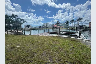 139 Ibis St, Fort Myers Beach, FL 33931 - Photo 13