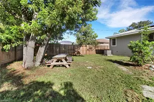 9104 King Rd W, Fort Myers, FL 33967 - Photo 25