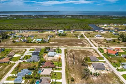 4345 NW 27th Ln, Cape Coral, FL 33993 - Photo 5