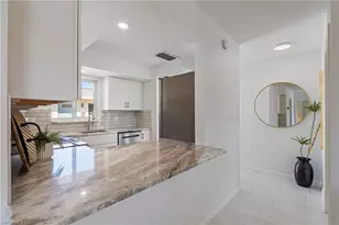 185 Palm Dr, Naples, FL 34112 - Photo 9