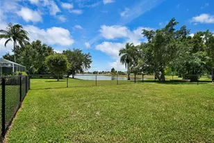 3200 Orange Grove Trail, Naples, FL 34120 - Photo 5