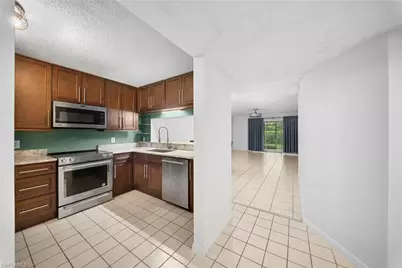 7761 Jewel Ln #102, Naples, FL 34109 - Photo 11