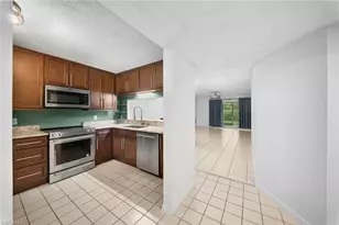 7761 Jewel Ln, Naples, FL 34109 - Photo 11