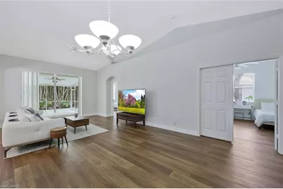 7416 Berkshire Pines Dr, Naples, FL 34104 - Photo 5