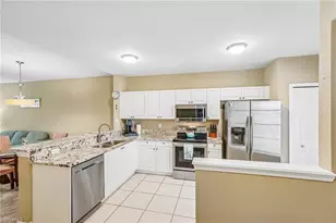 9185 Celeste Dr, Naples, FL 34113 - Photo 9