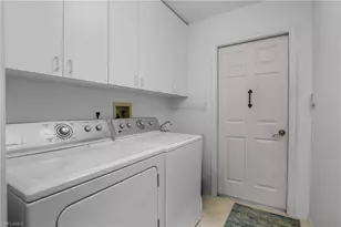13021 Southampton Dr, Bonita Springs, FL 34135 - Photo 33