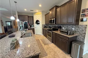 3115 Amadora Cir, Cape Coral, FL 33909 - Photo 9