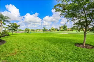 5885 3 Iron Dr, Naples, FL 34110 - Photo 3