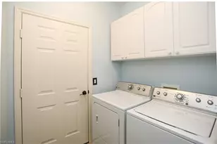 5885 3 Iron Dr, Naples, FL 34110 - Photo 29