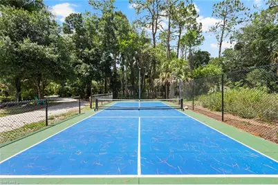 5070 Tamarind Ridge Dr, Naples, FL 34119 - Photo 9