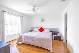 1330 Derbyshire Ct, Naples, FL 34116 - Photo 19