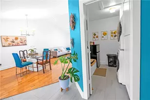 1330 Derbyshire Ct, Naples, FL 34116 - Photo 27