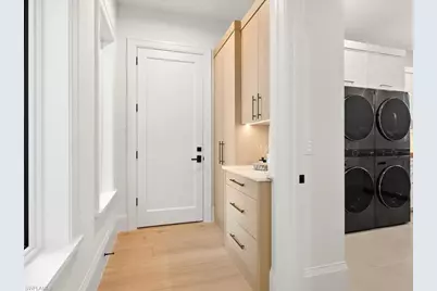 500 Ridge Dr, Naples, FL 34108 - Photo 37