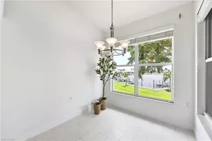275 Cays Dr, Naples, FL 34114 - Photo 17