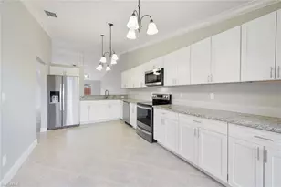 6474 Royal Woods Dr, Fort Myers, FL 33908 - Photo 9