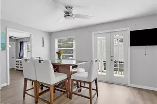 862 95th Ave N, Naples, FL 34108 - Photo 9