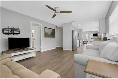 862 95th Ave N, Naples, FL 34108 - Photo 5