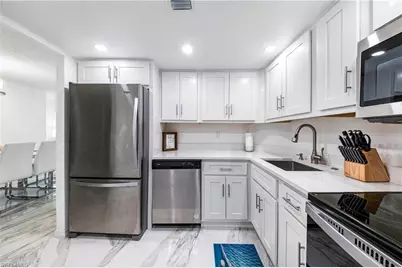 320 Seaview Ct #1207, Marco Island, FL 34145 - Photo 5